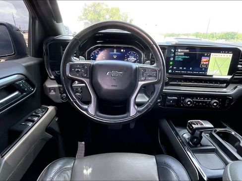 Used 2022 Chevrolet Silverado 1500 ZR2 w/ Technology Package image 5