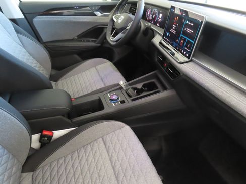 New 2026 Volkswagen Tiguan S FWD image 26