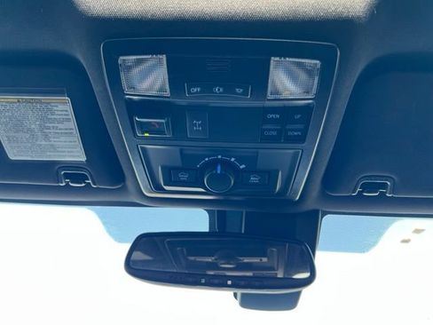 Used 2020 Toyota Tacoma TRD Off-Road w/ TRD Premium Off Road Package AWD/4WD image 22