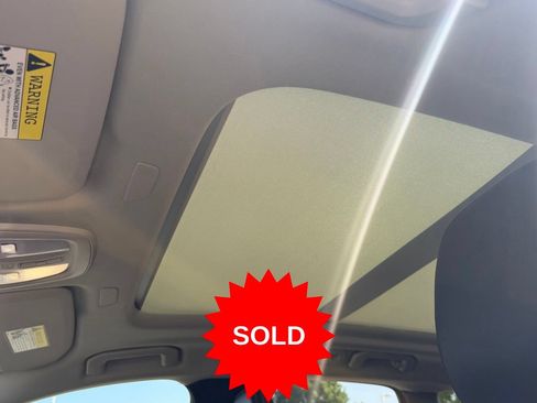 Used 2024 Volvo XC60 T8 Ultimate w/ Protection Package Premier AWD/4WD image 32