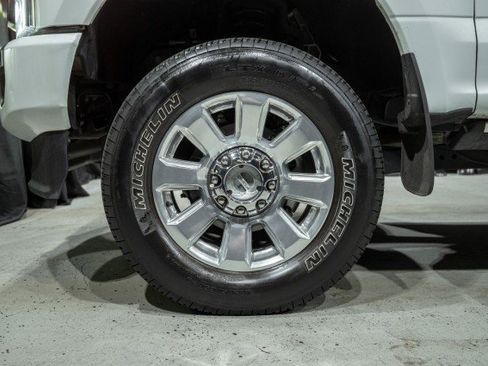 Used 2021 Ford F250 Platinum w/ FX4 Off-Road Package image 6