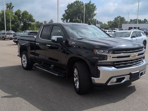 Used 2019 Chevrolet Silverado 1500 LTZ w/ LTZ Plus Package AWD/4WD image 11