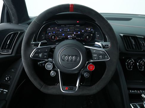 Used 2023 Audi R8 V10 GT image 25