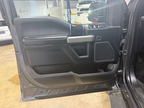 Used 2018 Ford F150 Raptor w/ Equipment Group 802A Luxury AWD/4WD image 39