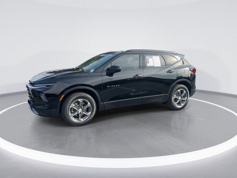 Used 2023 Chevrolet Blazer LT w/ Convenience Package image 5