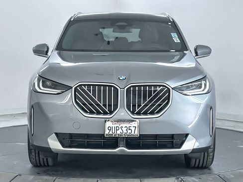 Used 2025 BMW X3 xDrive30i w/ Convenience Package image 10