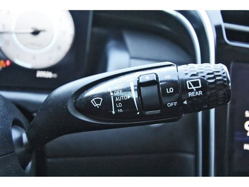 Used 2024 Hyundai Tucson Limited image 16