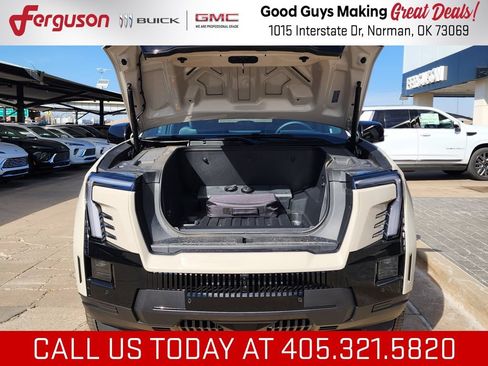 New 2026 GMC Sierra EV Elevation w/ LPO, Elevation Dark Package AWD/4WD image 9