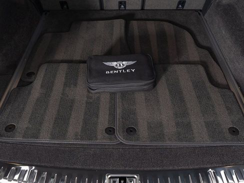 Certified 2025 Bentley Bentayga S Black Edition image 46