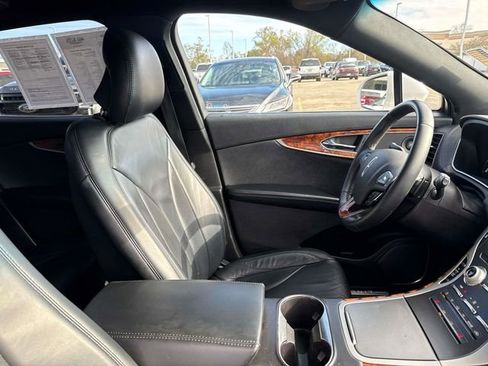 Used 2017 Lincoln MKX Select w/ Select Plus Package image 15