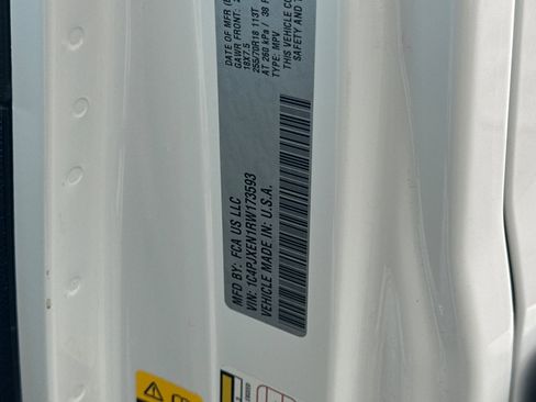 Certified 2024 Jeep Wrangler Sahara image 29