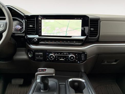 New 2026 GMC Sierra 1500 SLT w/ SLT Premium Package AWD/4WD image 11