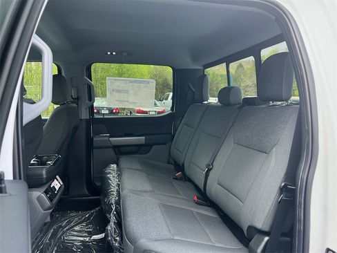 New 2025 Ford F150 XLT w/ Equipment Group 302A MID image 15