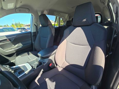 Certified 2025 Toyota RAV4 LE AWD/4WD image 22