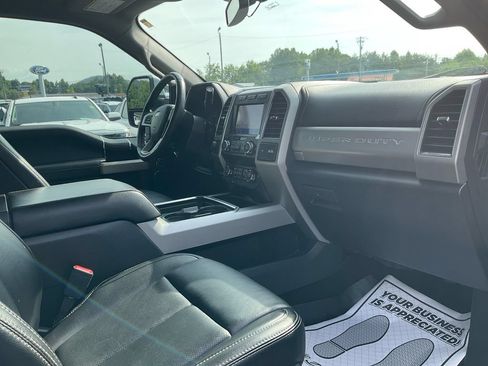 Used 2021 Ford F350 Lariat w/ Lariat Ultimate Package AWD/4WD image 11