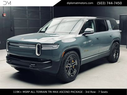 Used 2026 Rivian R1S Premium