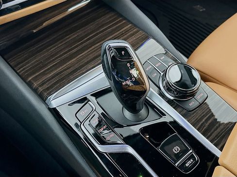 Used 2023 BMW 530i xDrive 530i xDrive w/ Executive Package image 22