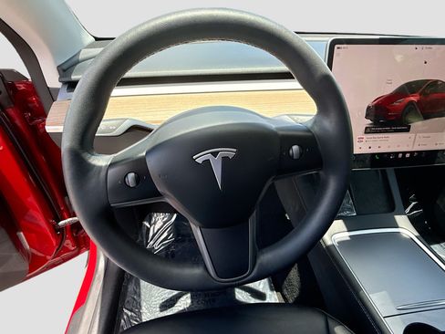 Used 2022 Tesla Model Y Performance AWD/4WD image 37