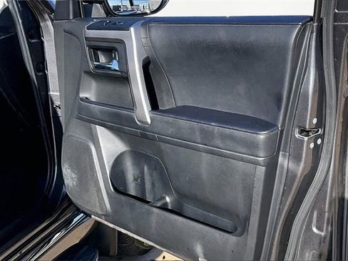 Used 2022 Toyota 4Runner Limited image 19