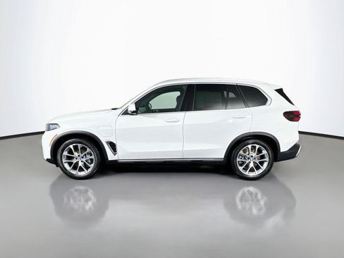 New 2026 BMW X5 xDrive50e w/ Parking Assistance Package AWD/4WD image 3