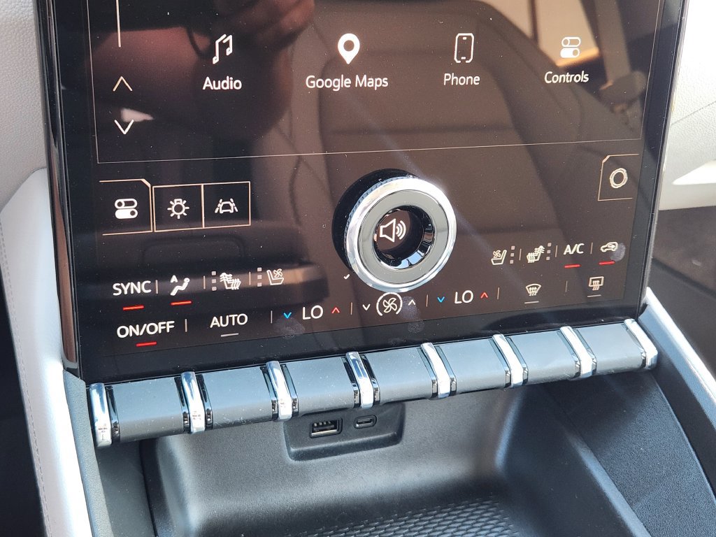 New 2027 GMC Terrain Denali w/ LPO, Floor Liner Package AWD/4WD image 18