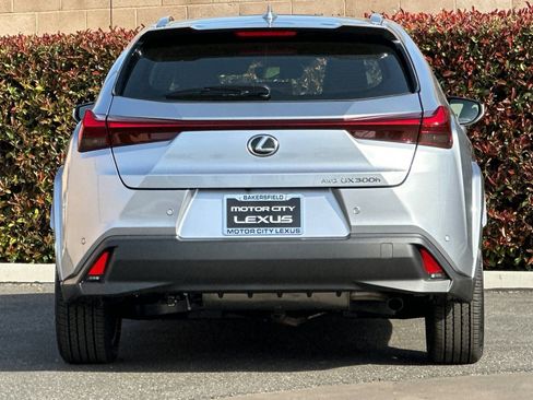 New 2026 Lexus UX 300h AWD image 5