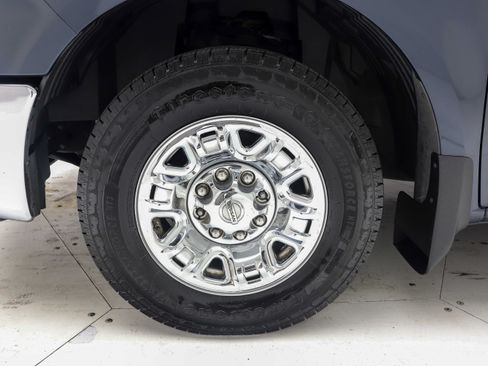 Used 2021 Nissan NV 3500 SL RWD image 25