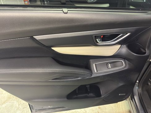 Used 2020 Subaru Ascent Limited w/ Technology Package image 27