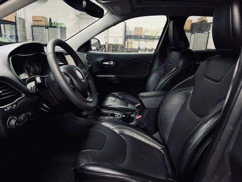 Used 2022 Jeep Cherokee Limited image 20