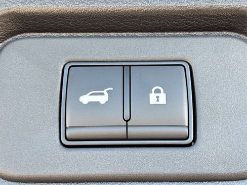 New 2026 Nissan Rogue SV image 14