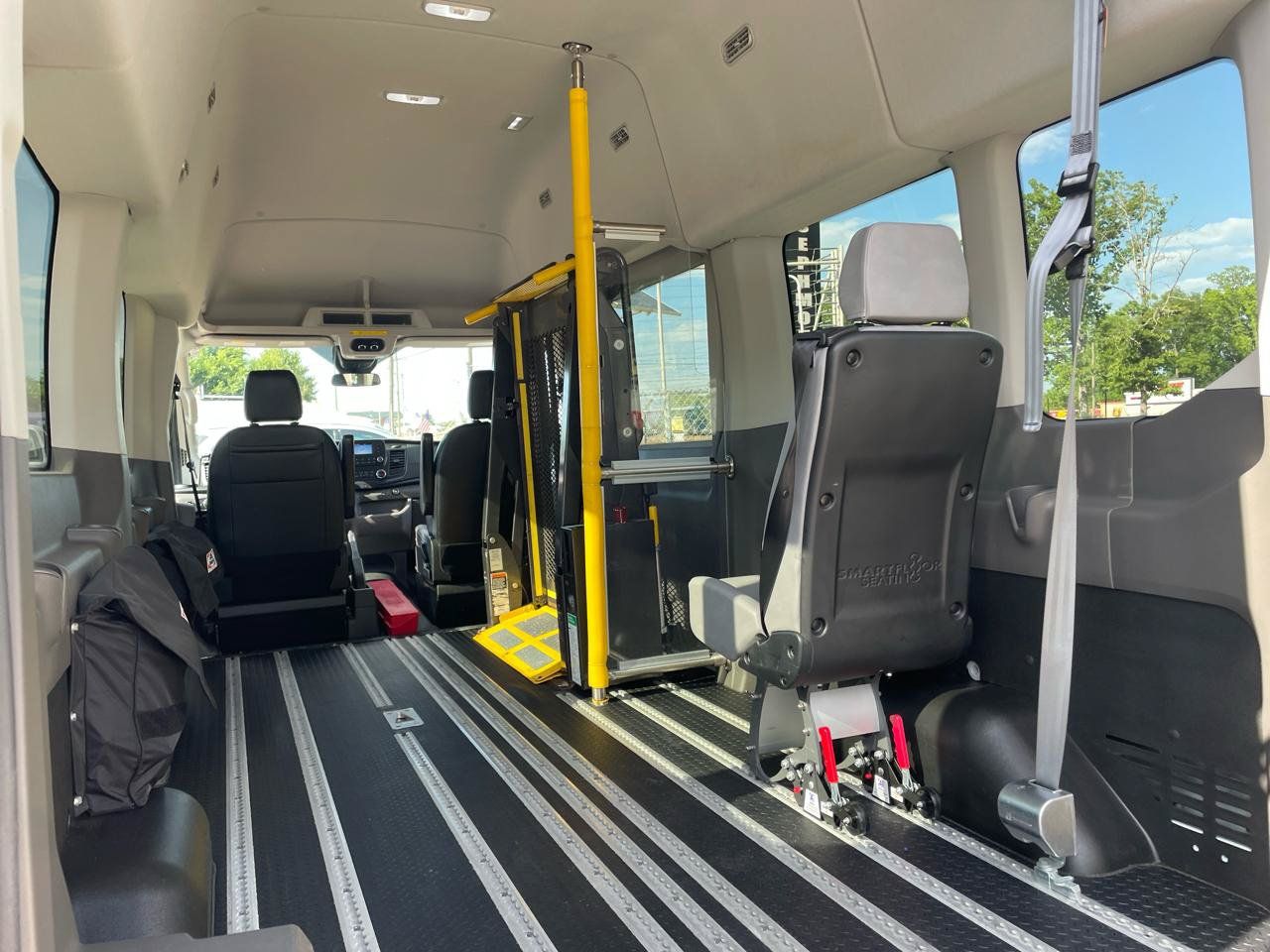 Used 2020 Ford Transit 350 XL RWD image 43