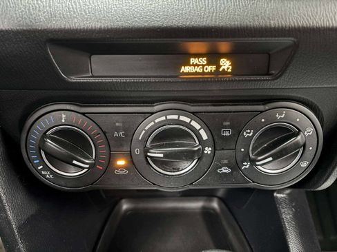 Used 2015 MAZDA MAZDA3 i Touring image 25
