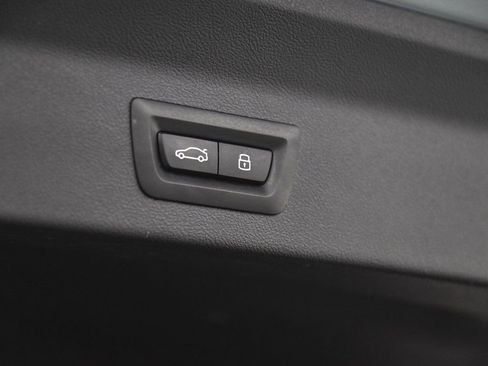 Used 2024 BMW X3 M40i w/ Premium Package image 43