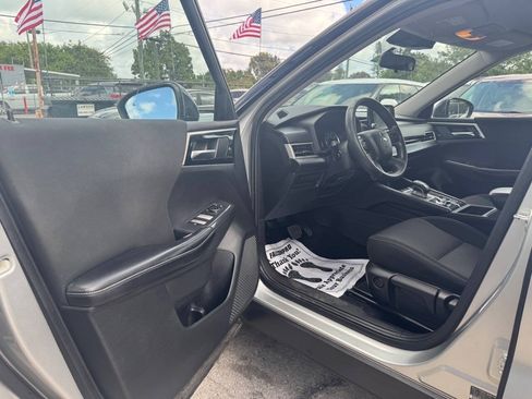 Used 2022 Mitsubishi Outlander ES FWD image 4