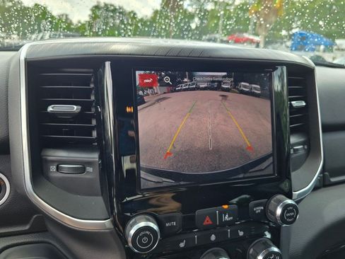 Used 2025 RAM 1500 Big Horn AWD/4WD image 23