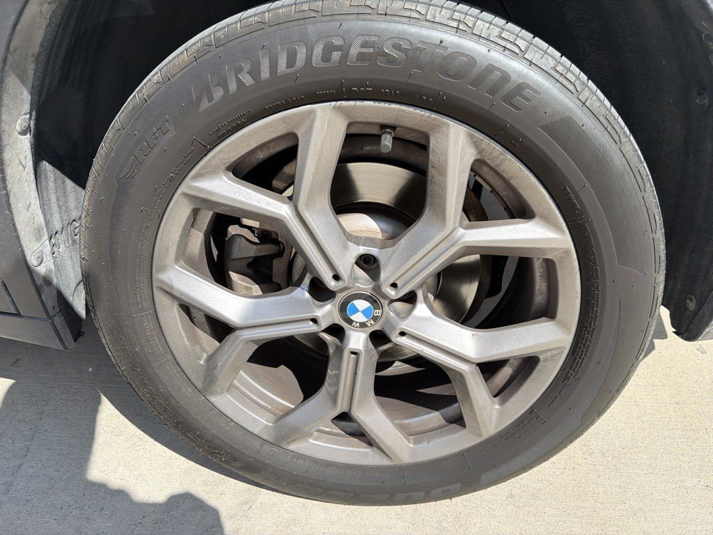 Used 2022 BMW X3 sDrive30i w/ Premium Package 2 (ZPA) RWD image 3