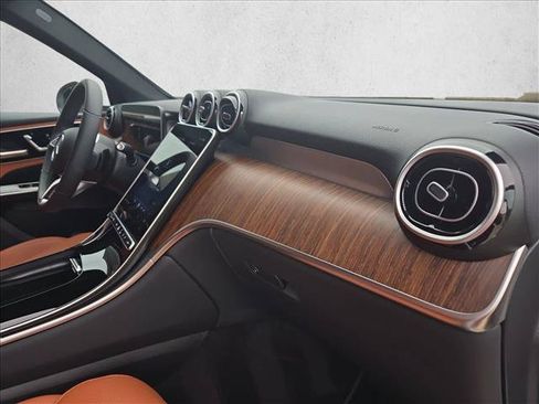 Certified 2026 Mercedes-Benz GLC 300 image 19