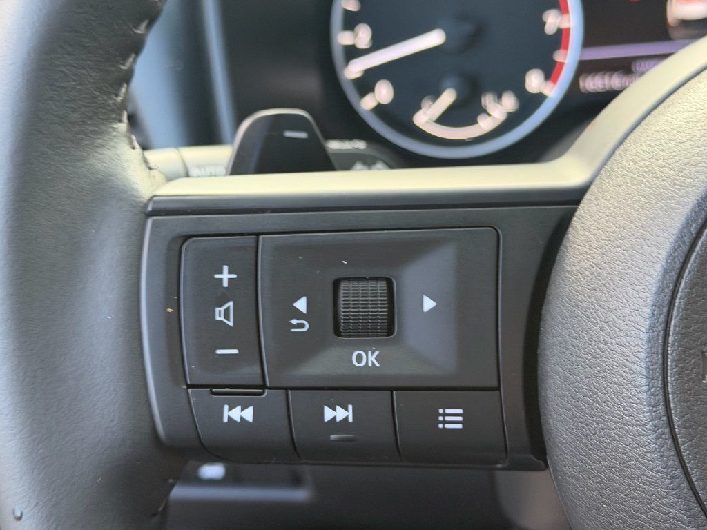 Certified 2024 Nissan Rogue SV w/ SV Premium Package FWD image 24