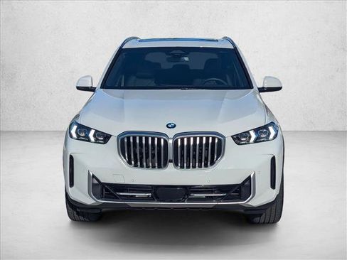 Certified 2024 BMW X5 sDrive40i w/ Executive Package RWD image 2