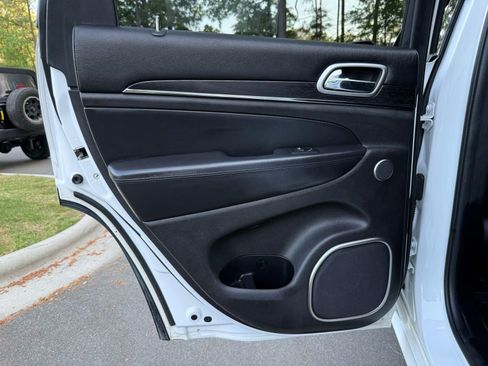 Used 2018 Jeep Grand Cherokee High Altitude RWD image 35