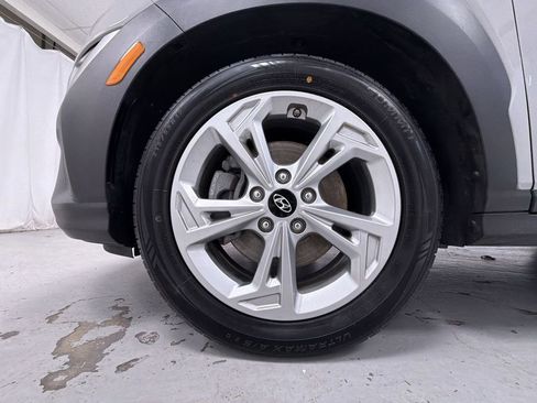 Used 2023 Hyundai Kona SEL w/ Convenience Package image 16