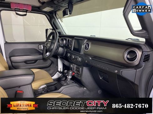 Used 2018 Jeep Wrangler Unlimited Rubicon image 33