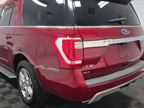 Used 2019 Ford Expedition Max XLT w/ Equipment Group 202A AWD/4WD image 6