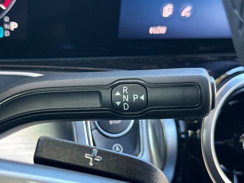 Used 2026 Mercedes-Benz GLB 250 image 16