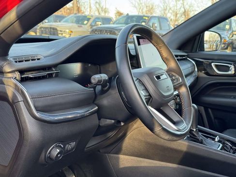 Used 2022 Jeep Compass Limited w/ (RED) Package image 2