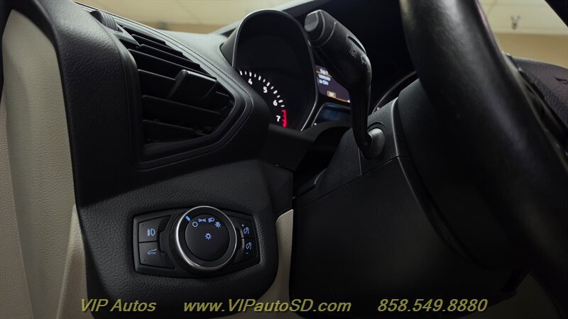 Used 2019 Ford Escape SEL FWD image 23