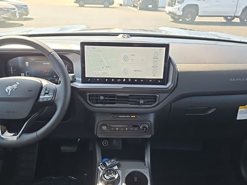 New 2026 Ford Bronco Sport Outer Banks w/ Outer Banks Tech Package+ AWD/4WD image 16