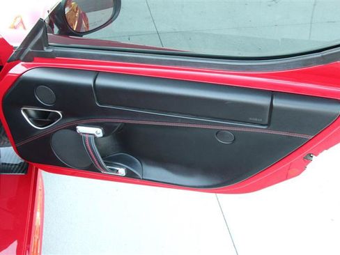 Used 2015 Alfa Romeo 4C Launch Edition w/ Convenience Group RWD image 19