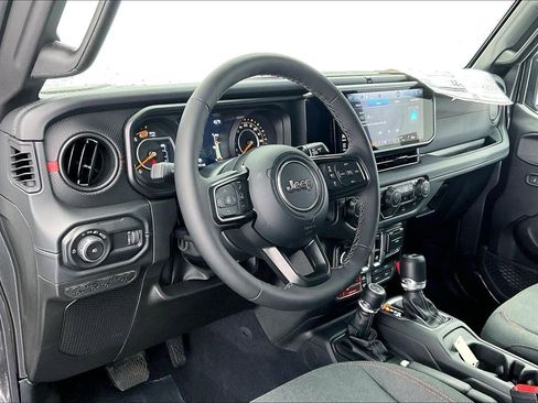 New 2026 Jeep Wrangler Rubicon image 4