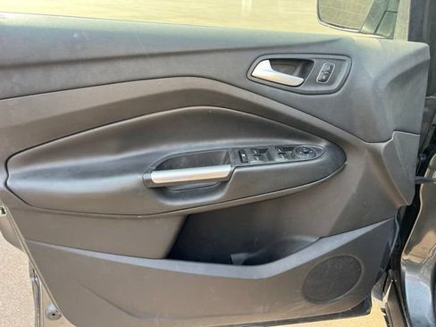 Used 2018 Ford Escape SEL FWD image 20